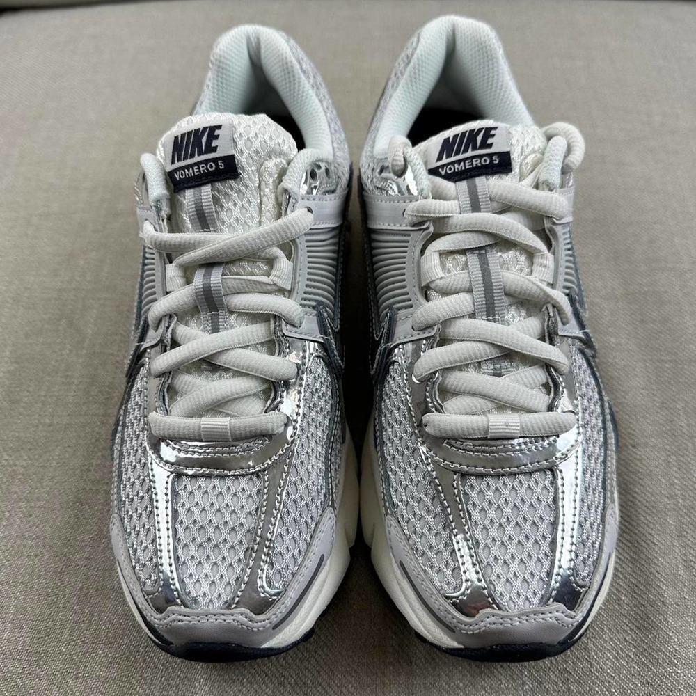 Nike Zoom Vomero 5 Chrome - Picture 3 of 4